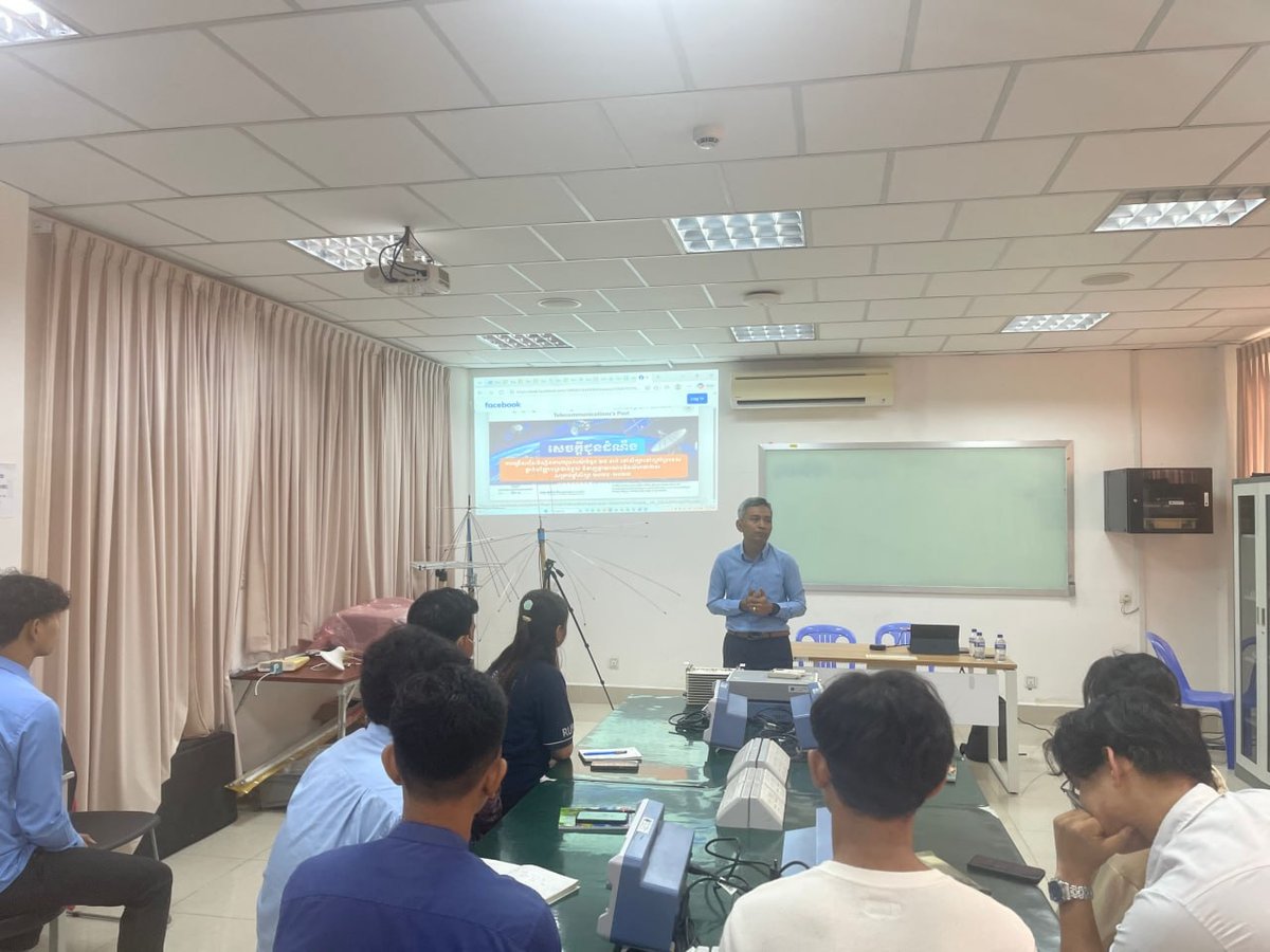 皇家金边大学电信与电子工程系与邮电部合作,旨在培养卫星与航天领域的高端人才