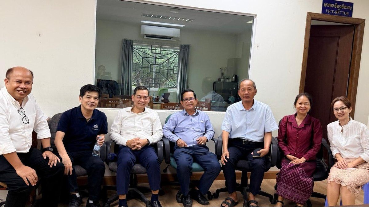 皇家金边大学举办教师升级考试 1655名学员参加
