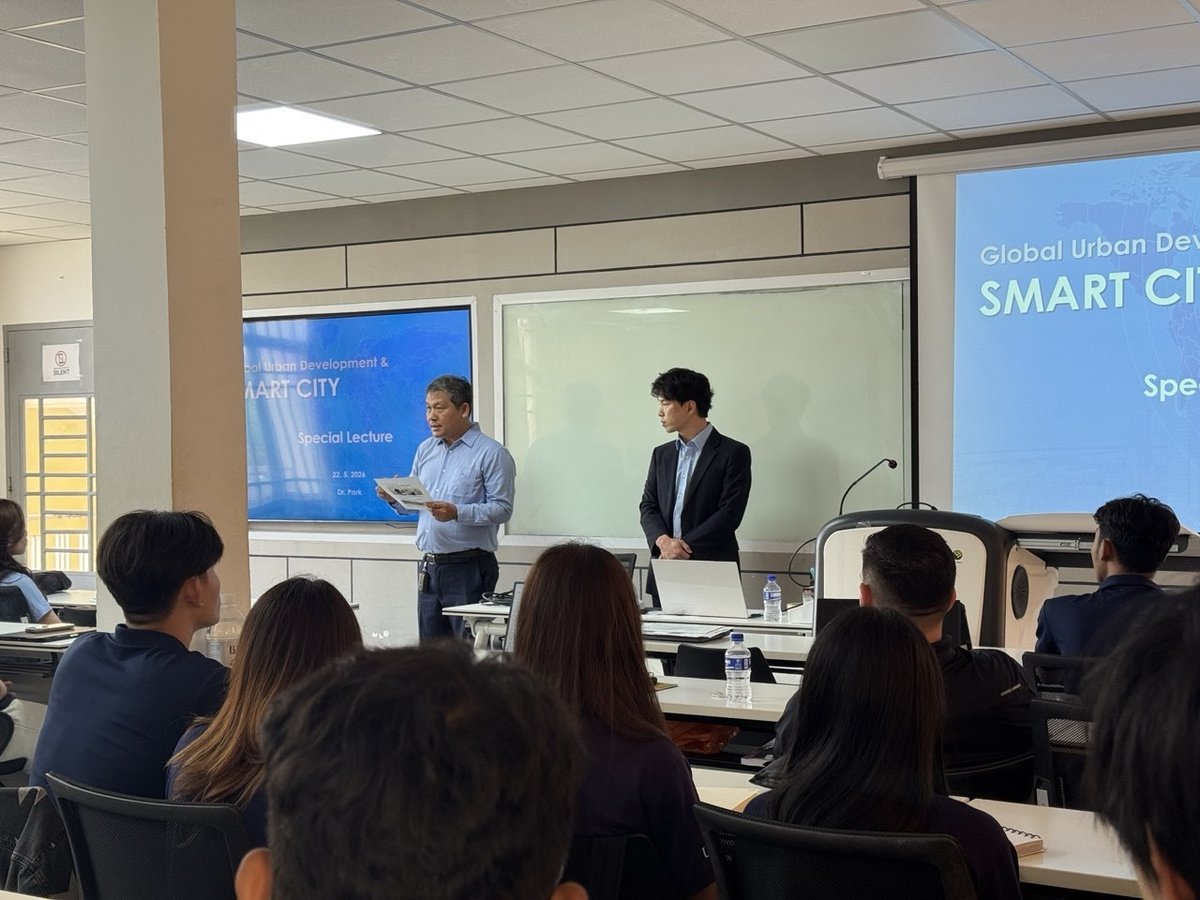 金边皇家大学举办智慧城市讲座 韩国专家分享经验