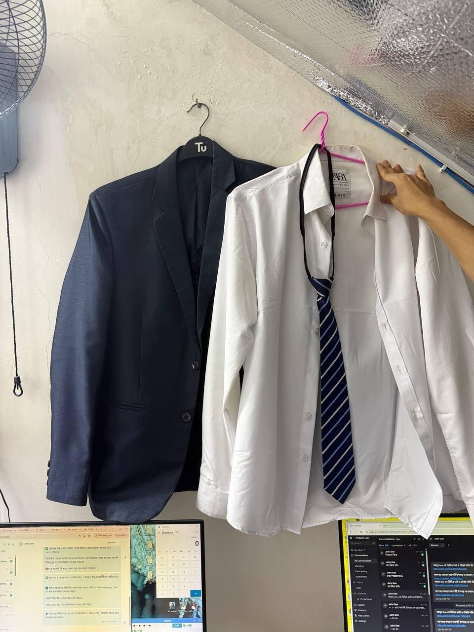 金边警方突袭棉芷区炳发城 捣毁电诈窝点抓获12人