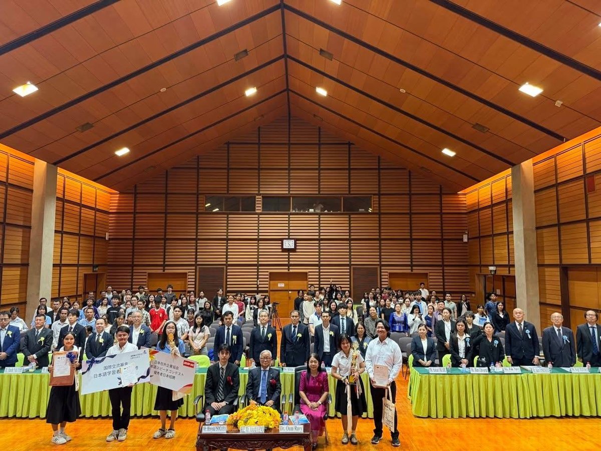 皇家金边大学日语系获全国演讲比赛冠亚军