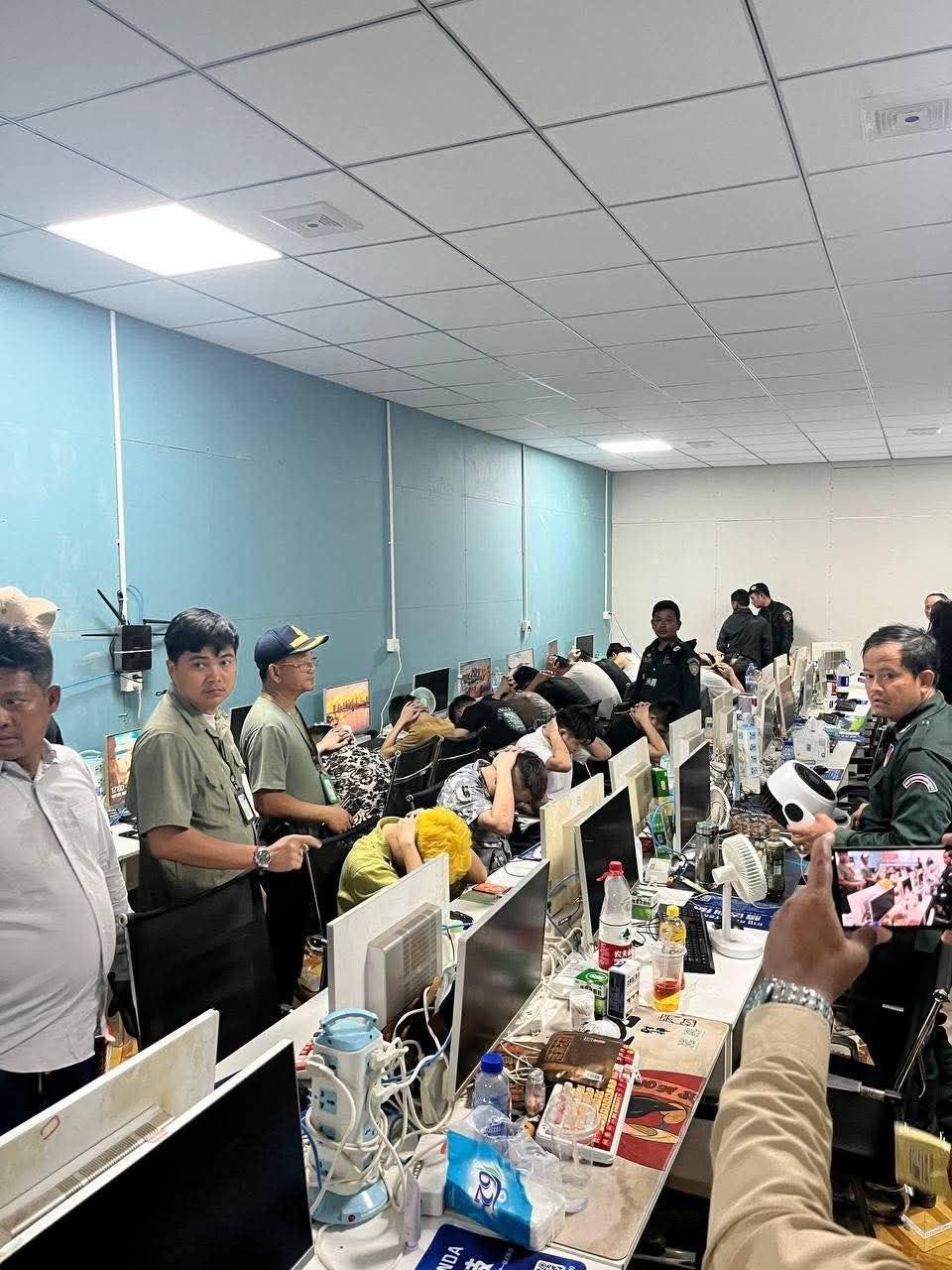 巴域中央广场电诈窝点被捣毁 129名多国籍嫌犯落网