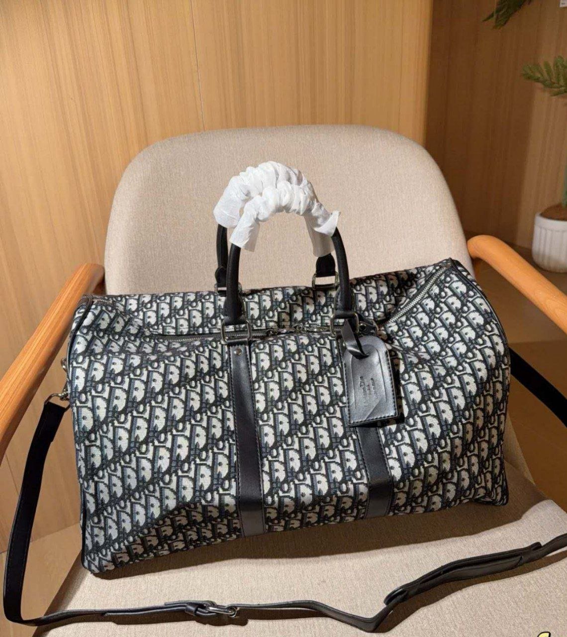 西港壹号名品男装店大促 满$200送好礼 营业至凌晨