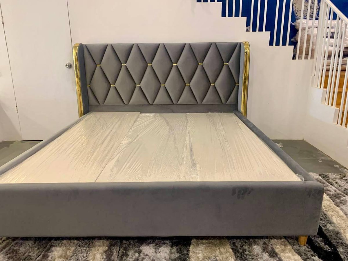 一号路炳发城排屋招租 月租$750 4房5卫带部分家具