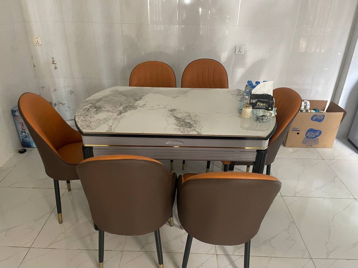 水净华6号公路炳发城4房别墅出租 月租$1000
