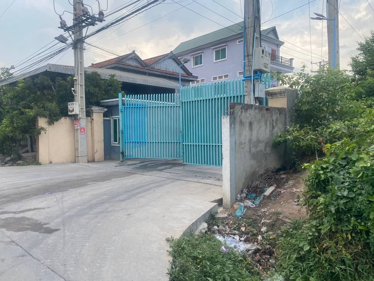 金边甘布区现疑似非法卷烟厂 居民呼吁当局彻查