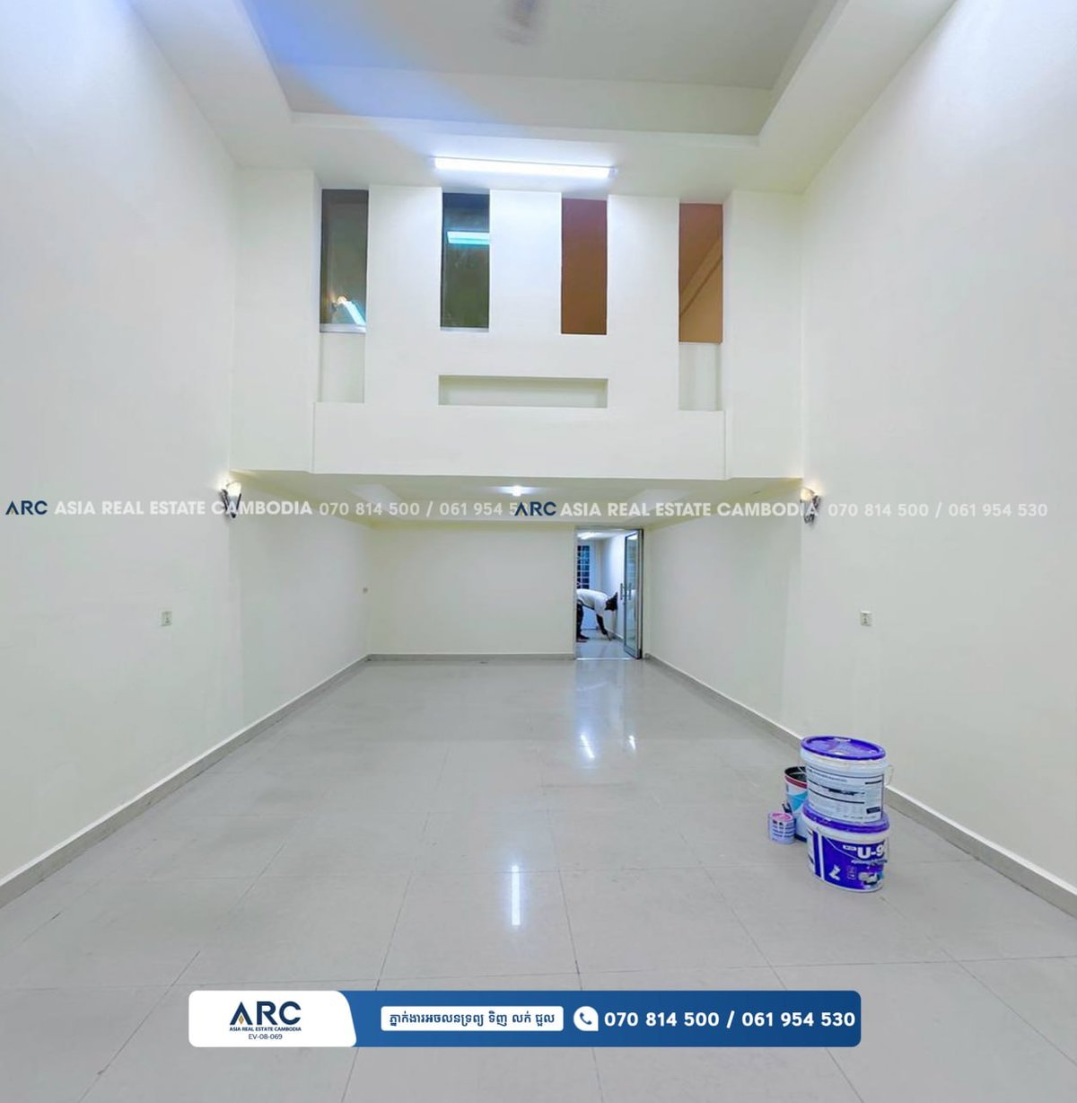 堆谷区水坝区联排别墅出售,土地面积4m x 18m,房屋面积4m x 13m,共