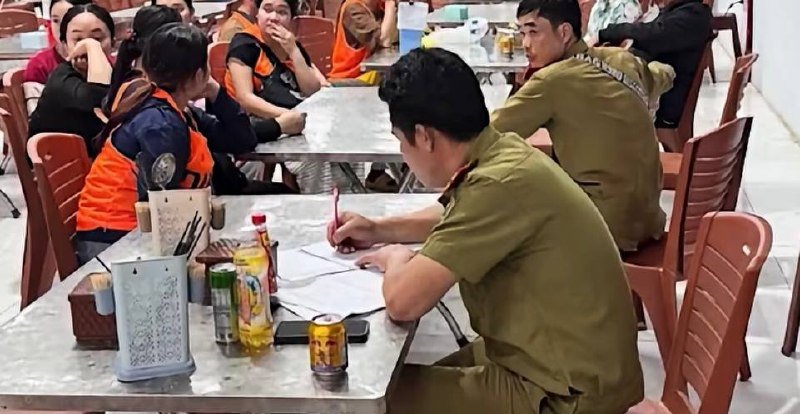 老挝警方捣毁231人诈骗窝点 10名中国籍人员被移交