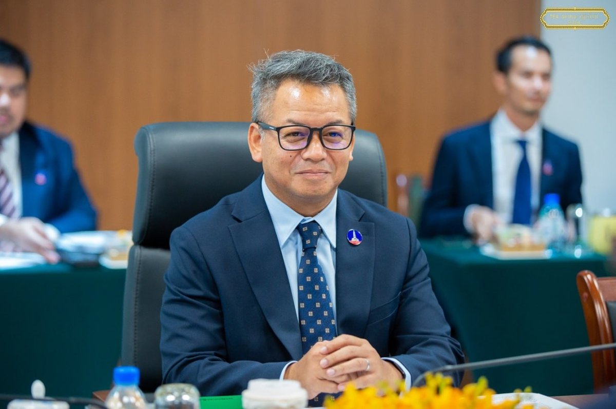 狄西哈与高竹德玛讨论兵役法草案 推进兵役制度改革