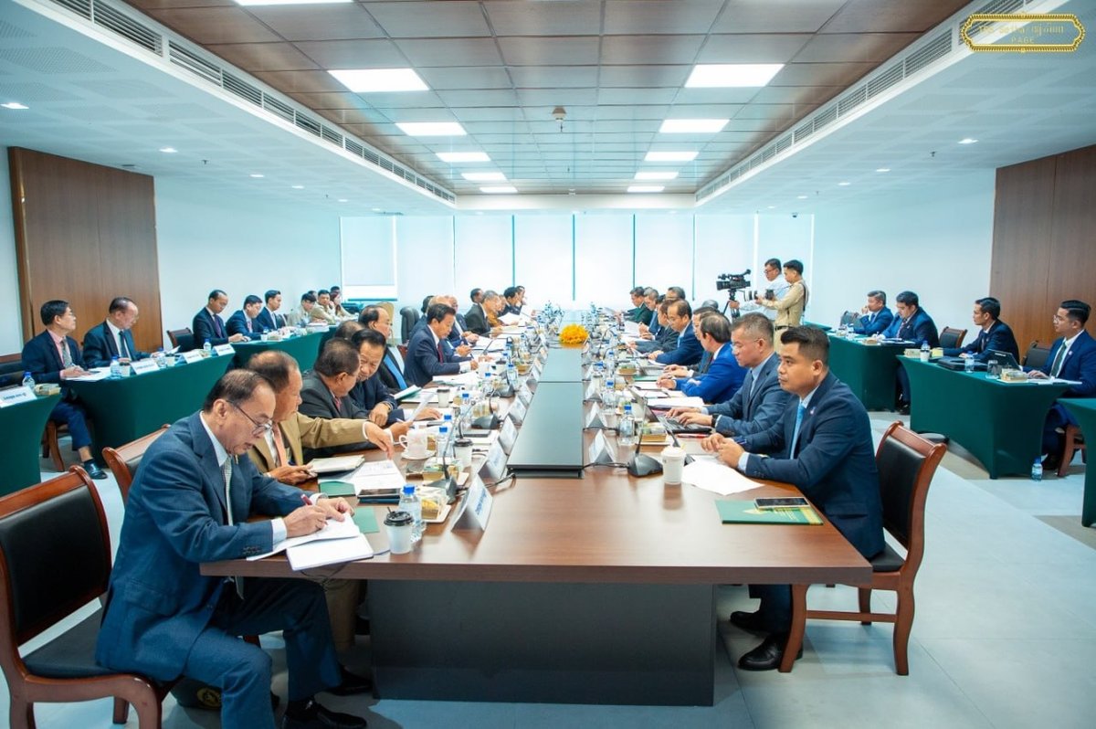 狄西哈与高竹德玛讨论兵役法草案 推进兵役制度改革