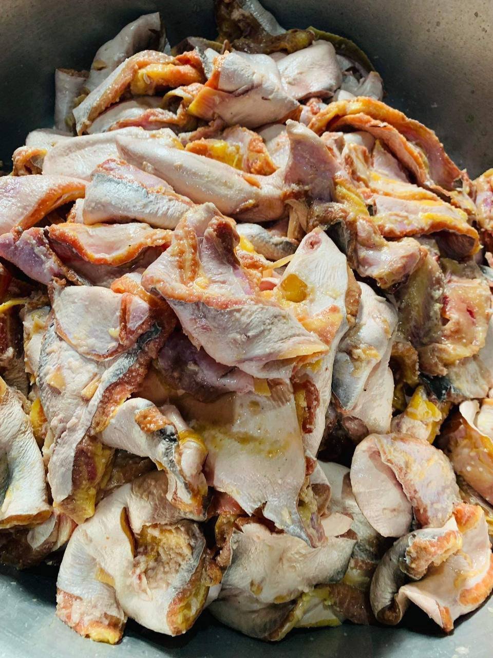 本地特色腌制鱼肉出售 每公斤35000瑞尔
