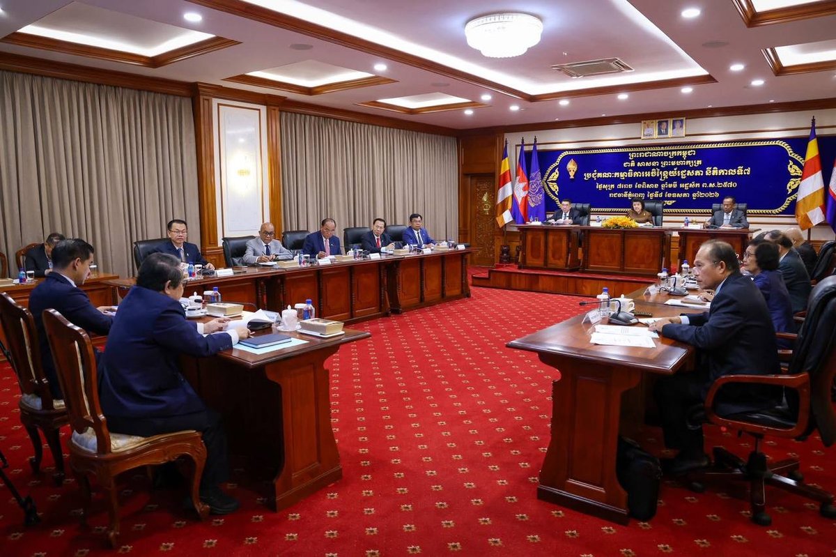 柬埔寨国会常务委员会召开会议 坤淑达丽主持审议议程