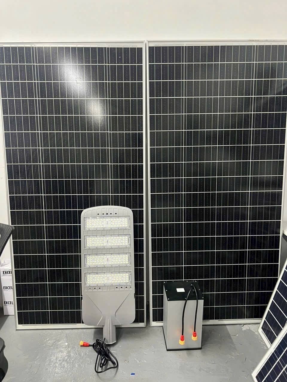 专业供应各类太阳能路灯及照明设备,产品符合ISO质量标准,适用于政府及私人工程项