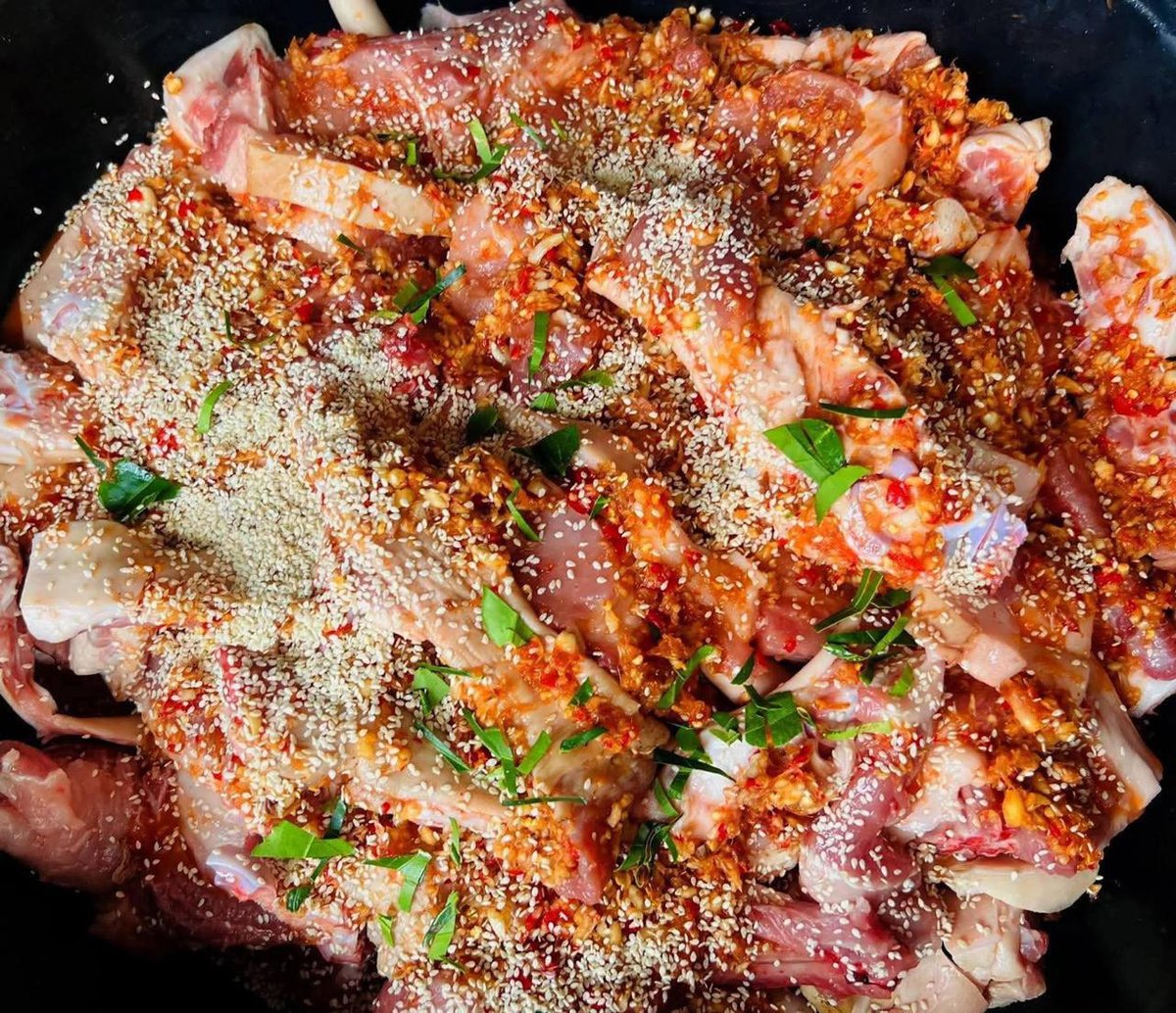 本地特色腌制猪肉出售 每公斤55000瑞尔 适合烧烤