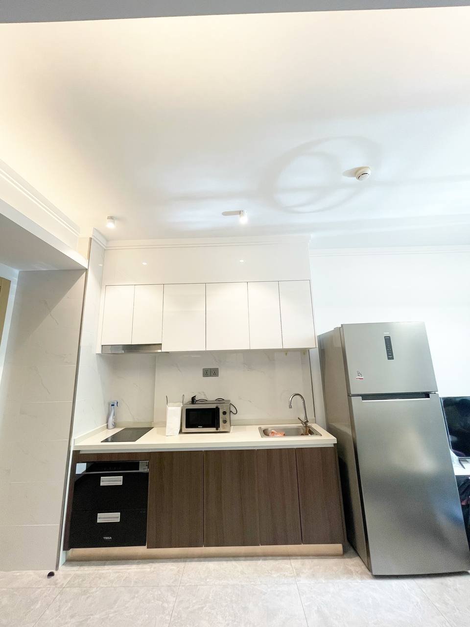 位于金边BKK1核心地段的Agile Sky Residence公寓现有一套一房