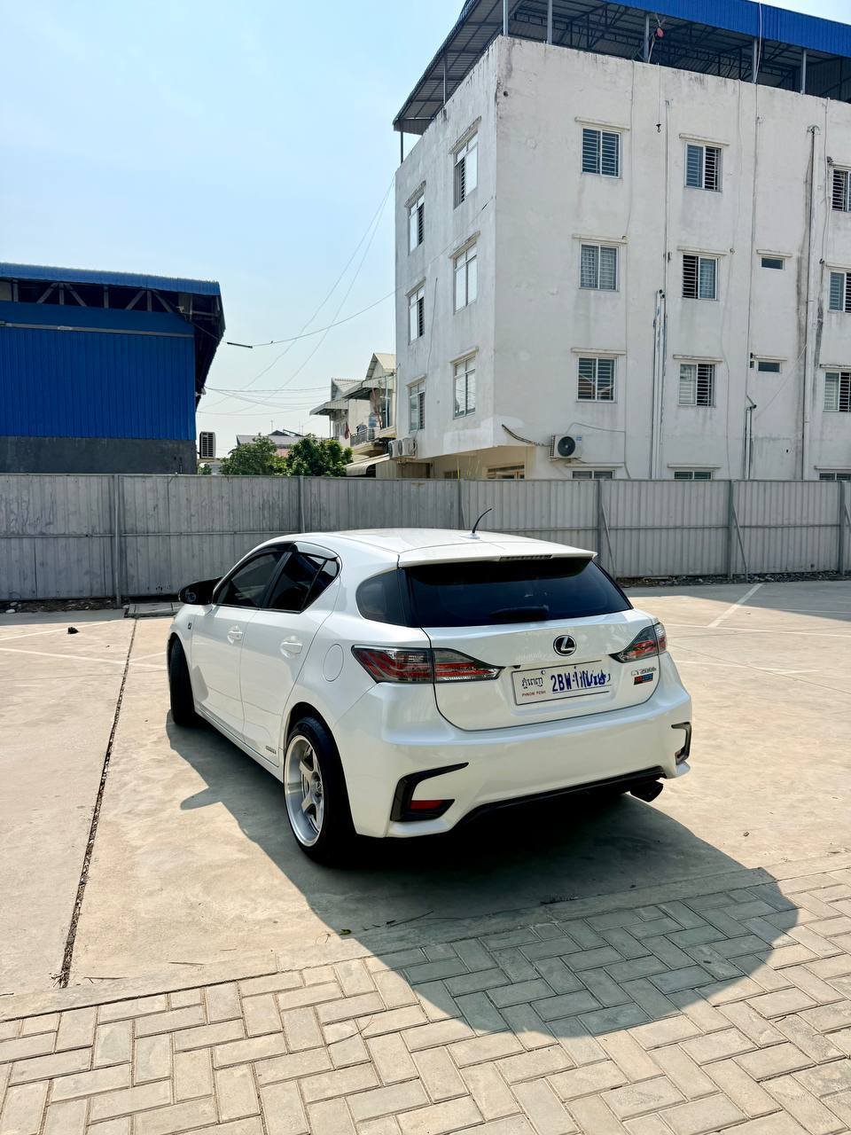 Lexus CT200h F-Sport 2012款出租 月租$650