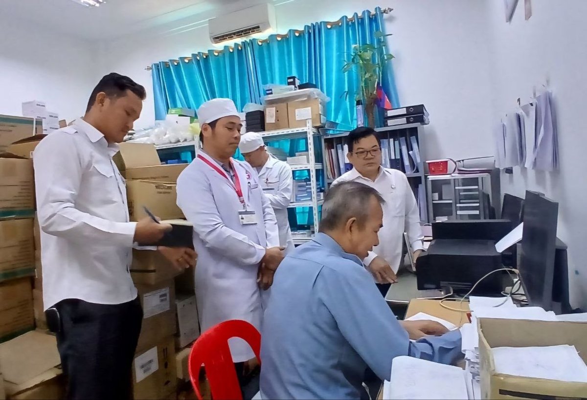 卫生部督查柴桢省各级医院药品管理 重点规范存储与管控