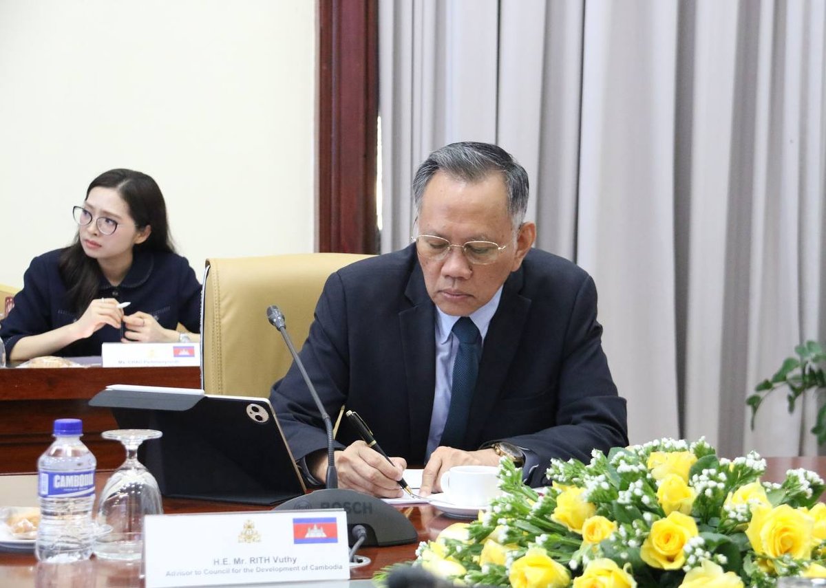 发展理事会召开跨部门会议 筹备柬卢合作协议磋商