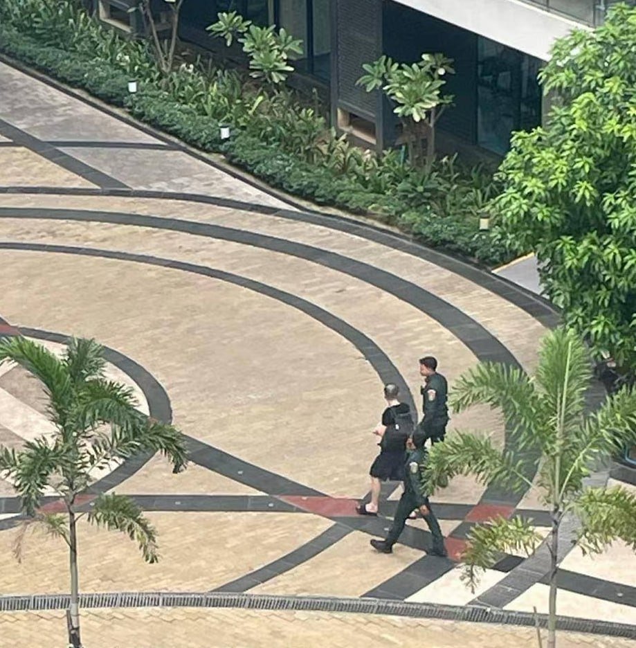 金边星汇城宪兵突击检查 现场带走数人原因未明