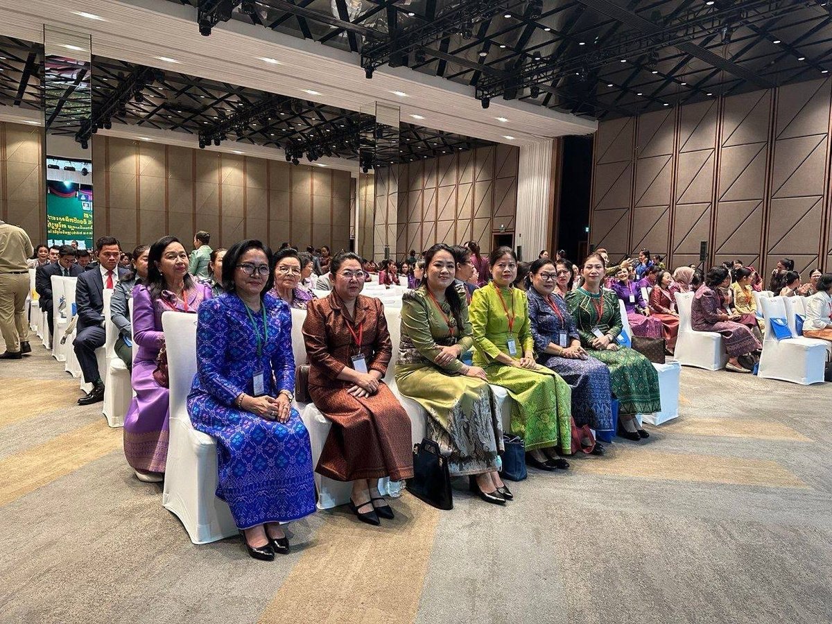 柬埔寨社会道德与妇女家庭价值提升委员会召开年度总结大会