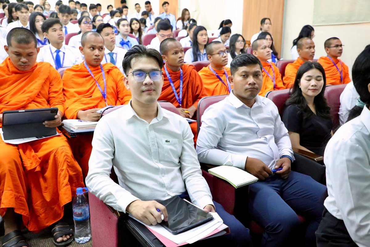 柬埔寨司法部在皇家法律与经济大学宣讲反网诈与反洗钱法