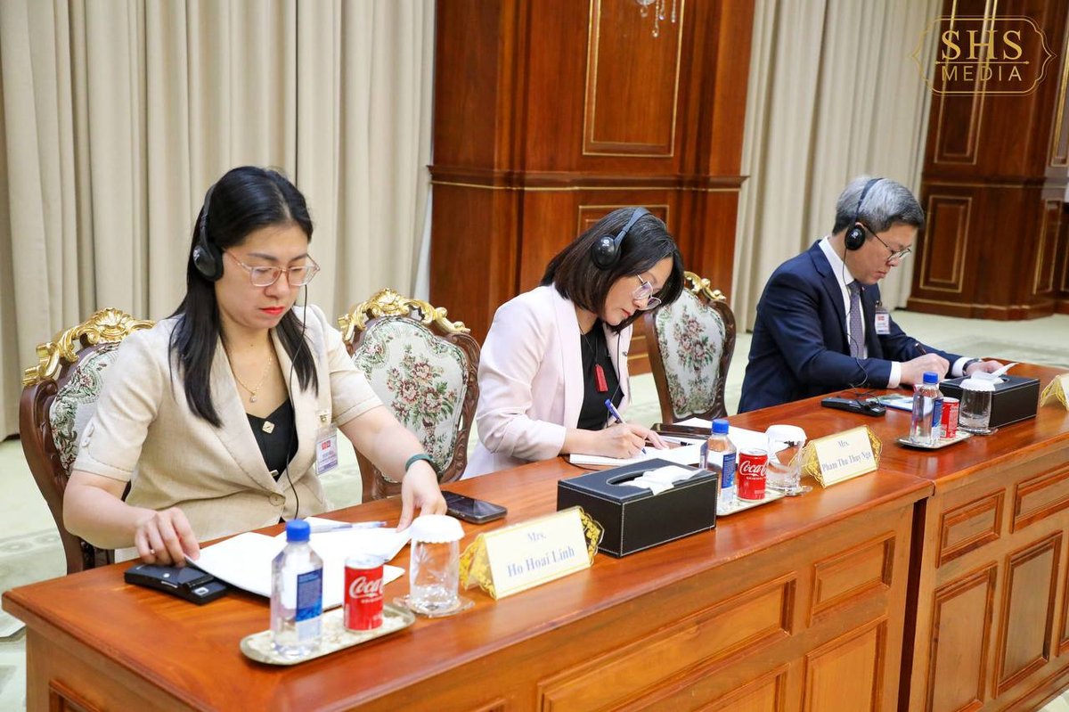 洪森在金边会见越南共产党代表团 双方深化政治互信