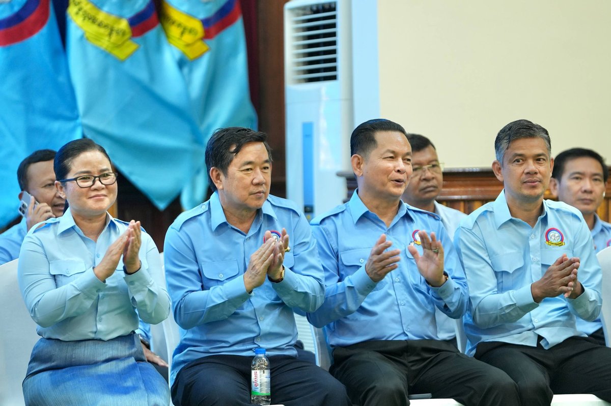 洪玛尼出席柬埔寨青年联合会磅湛省新任主席就职仪式