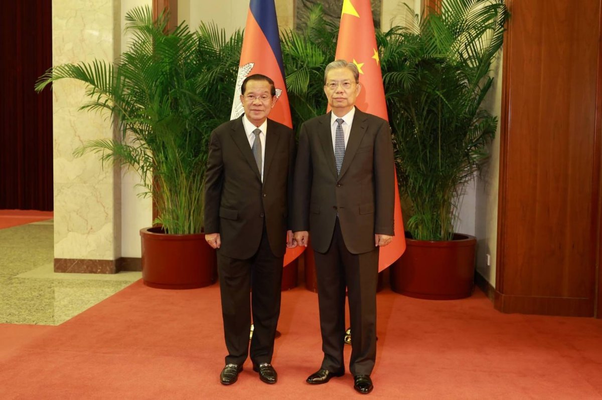 洪森在北京会见赵乐际 重申柬中铁杆友谊