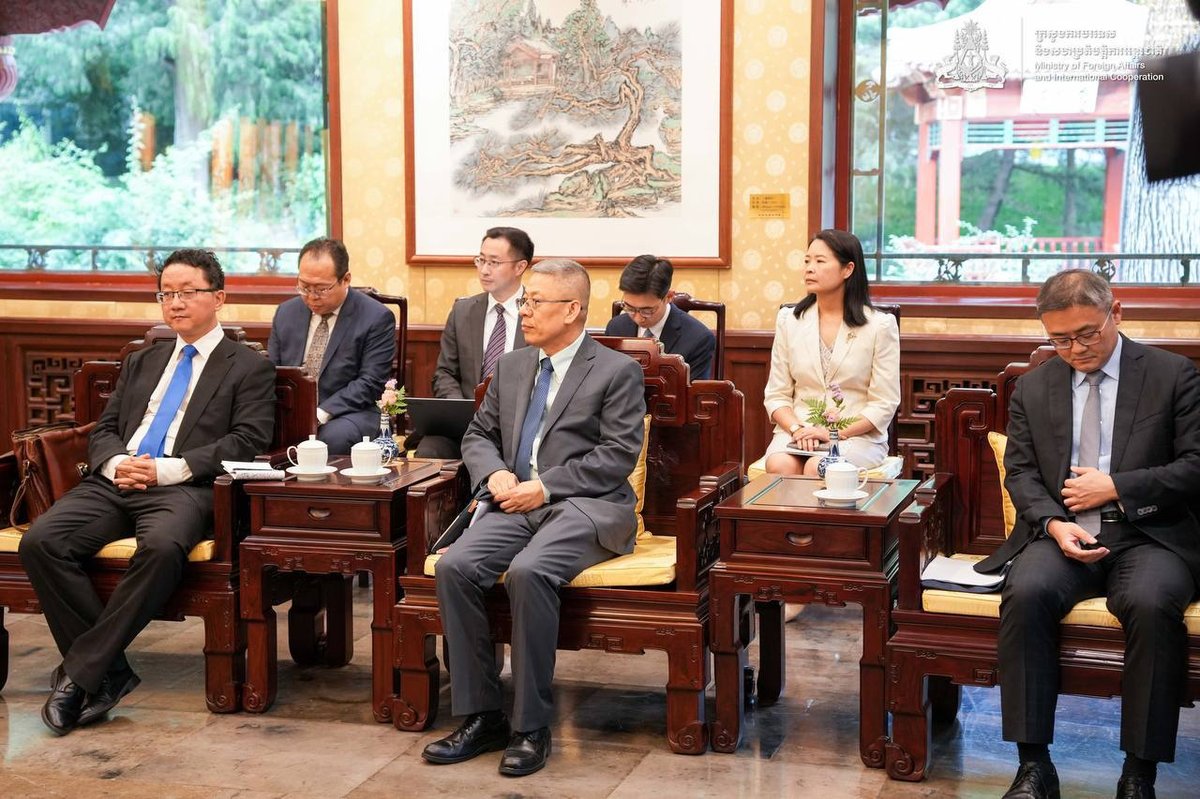 柬中高层金边会晤 承诺深化双边战略合作关系