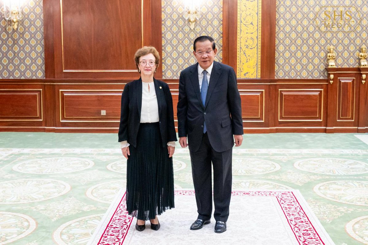 洪森会见哥伦比亚新任大使 双方就加强双边外交关系交换意见