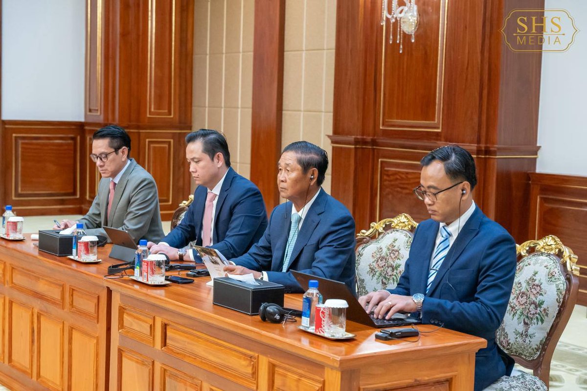 洪森在金边会见罗马尼亚总统特使 探讨双边合作