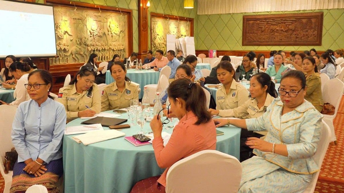 暹粒省政府举办首届性别平等与社会包容研讨会,旨在探讨关键指标
