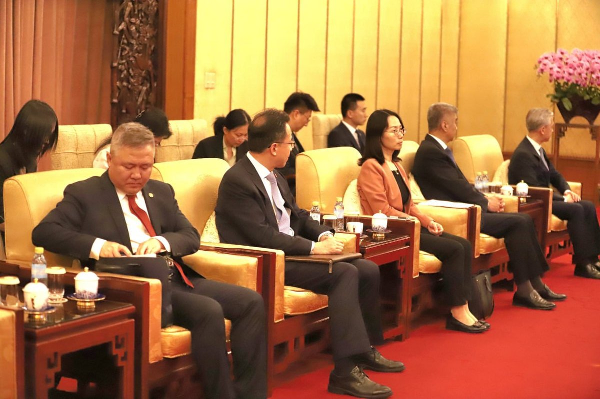 洪森在北京会见刘海星 双方深化党际外交关系