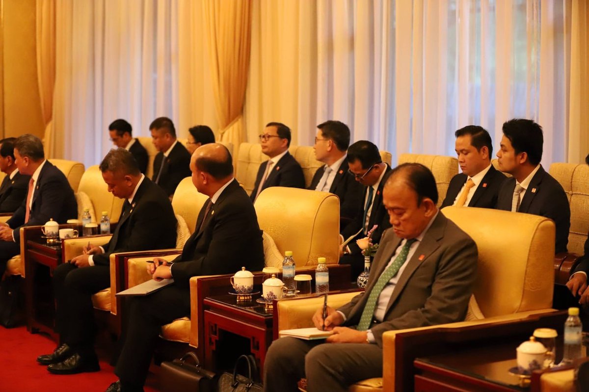 洪森在北京会见刘海星 双方深化党际外交关系