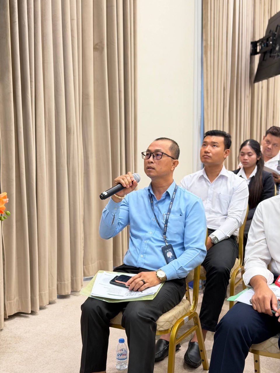 国家社会保障基金局在磅湛省举办社保法规宣讲会