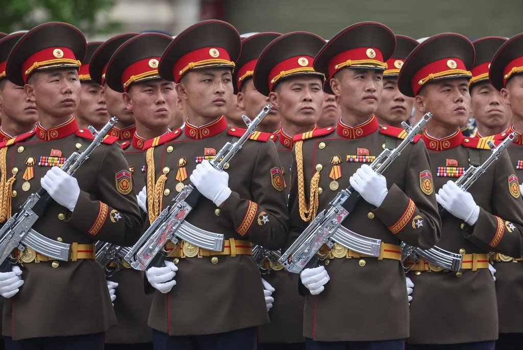 习近平访问朝鲜与金正恩举行会谈 聚焦外交政策