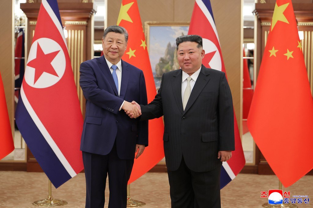 习近平与金正恩会晤 强调深化中朝传统友谊