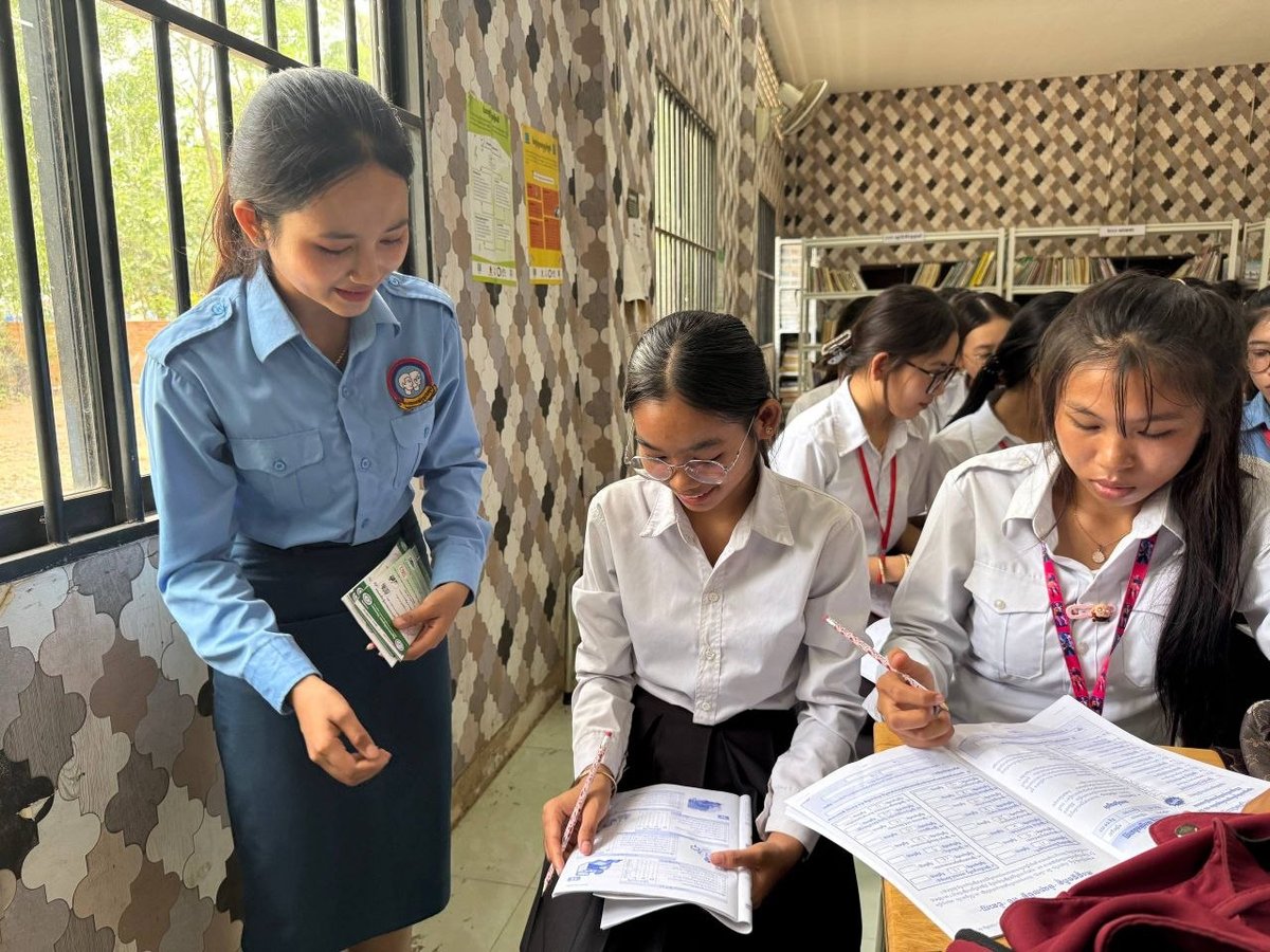 国家就业与职业培训局在波雷普诺区举办高中生职业规划讲座