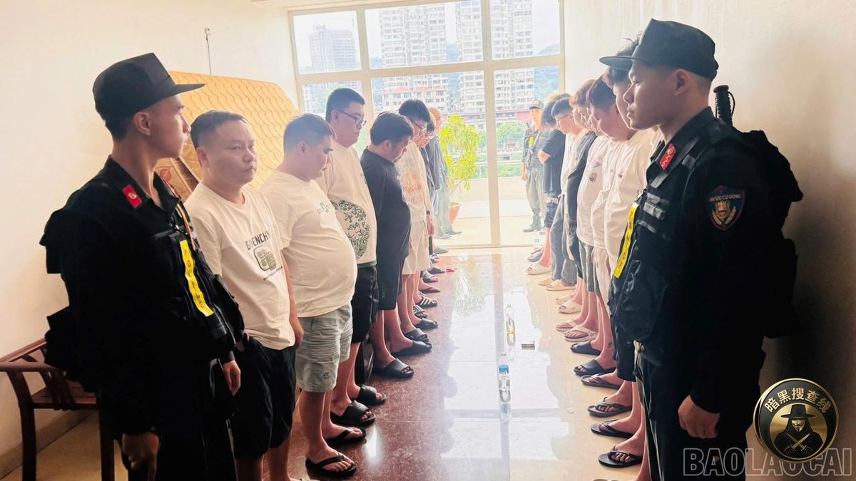 中国诈骗团伙从木牌流窜越南老街被捕 现场缴获大量设备