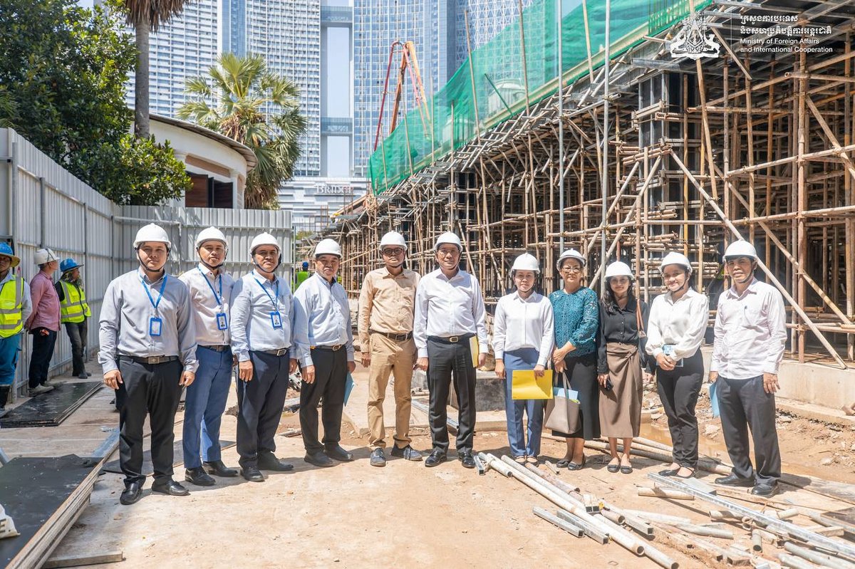 外交部新大楼建设进度获视察 经济与财政部官员随行