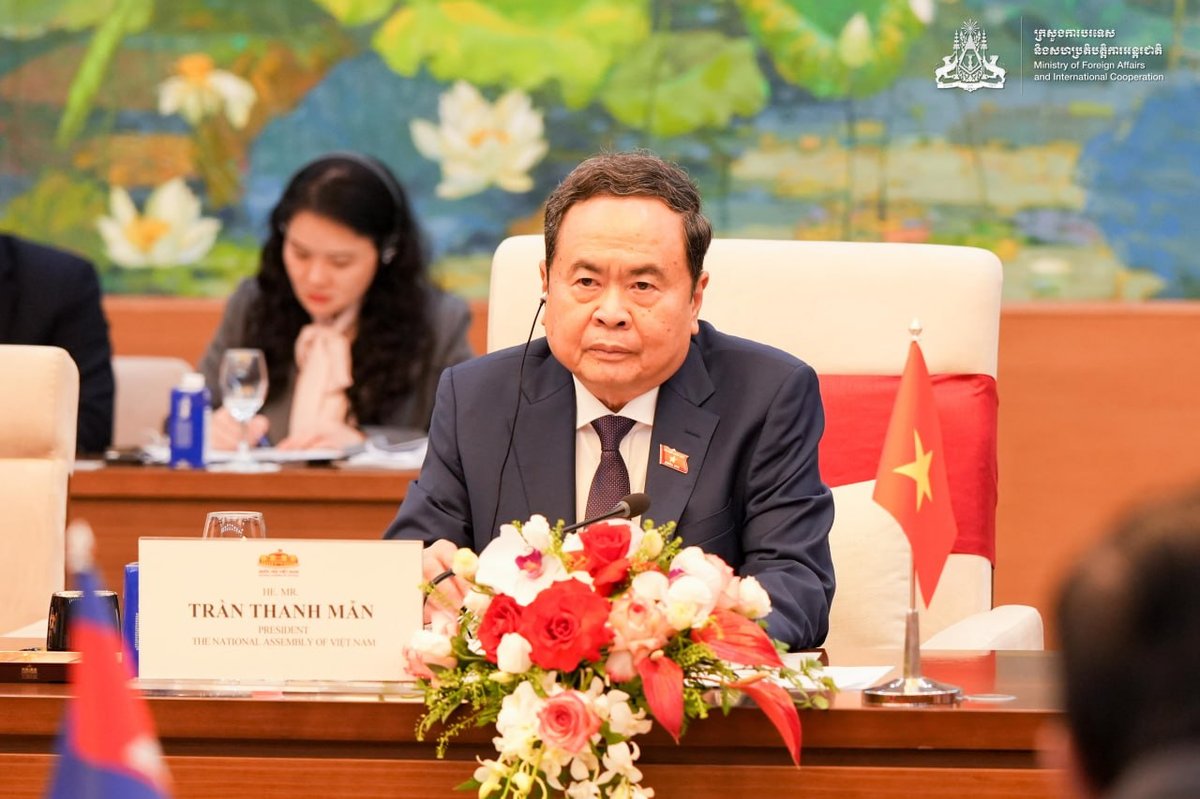 洪玛奈会见越南国会主席陈青敏 强化两国高层政治互信