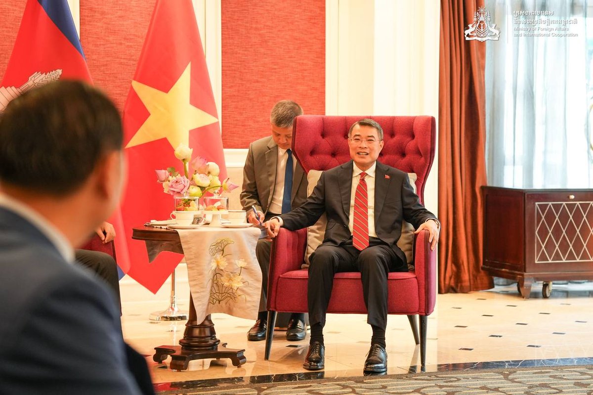 洪玛奈总理圆满结束越南访问 出席东盟未来论坛