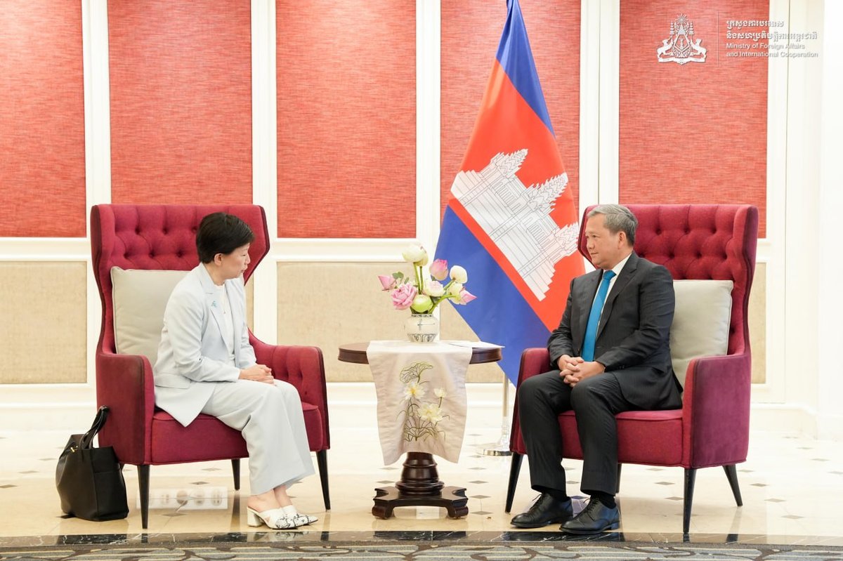洪玛奈会见联合国裁军事务高级代表 探讨多边合作