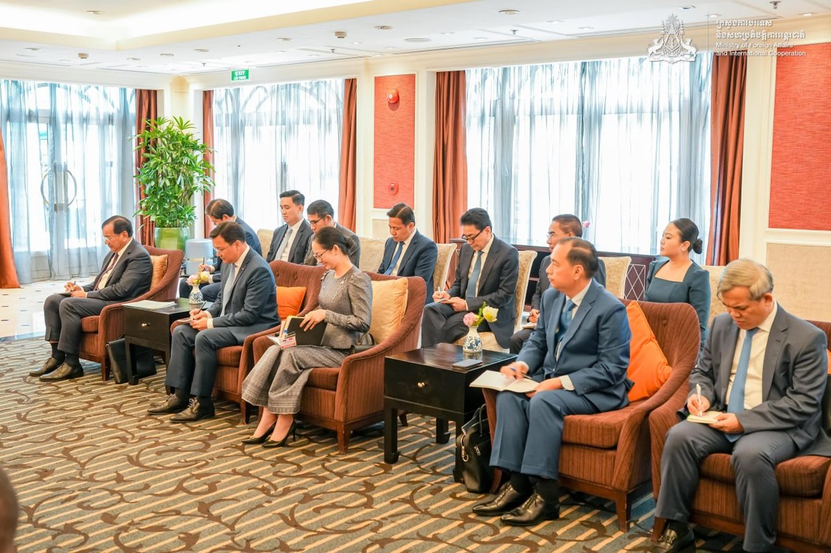 洪玛奈总理会见美国副国务卿 探讨双边合作与外交关系