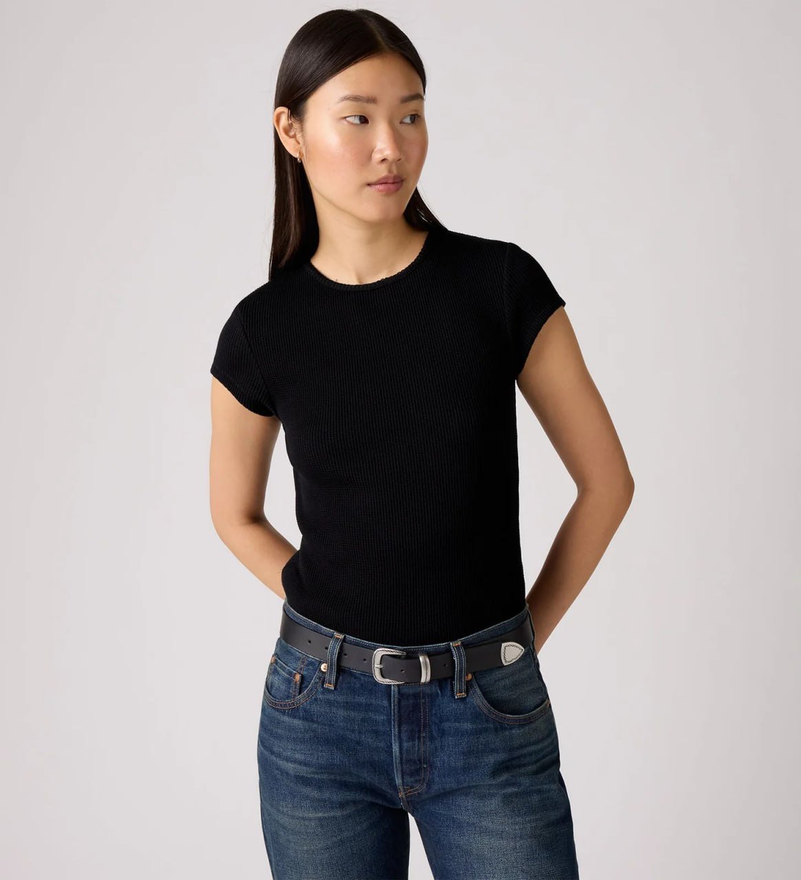 Levi's柬埔寨经典款T恤热销 门店及线上同步发售