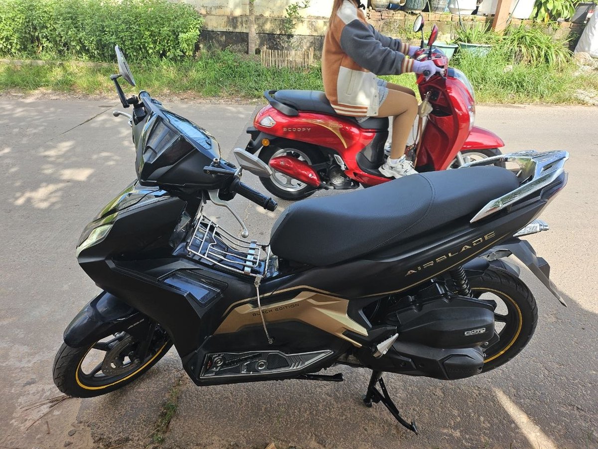 西港急售新款本田150cc摩托车 仅售$1000 带ABS防