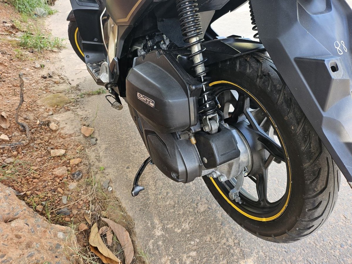 西港急售新款本田150cc摩托车 仅售$1000 带ABS防