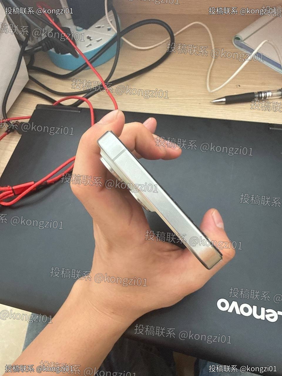 西港出售iPhone15ProMax 256G 售价$432