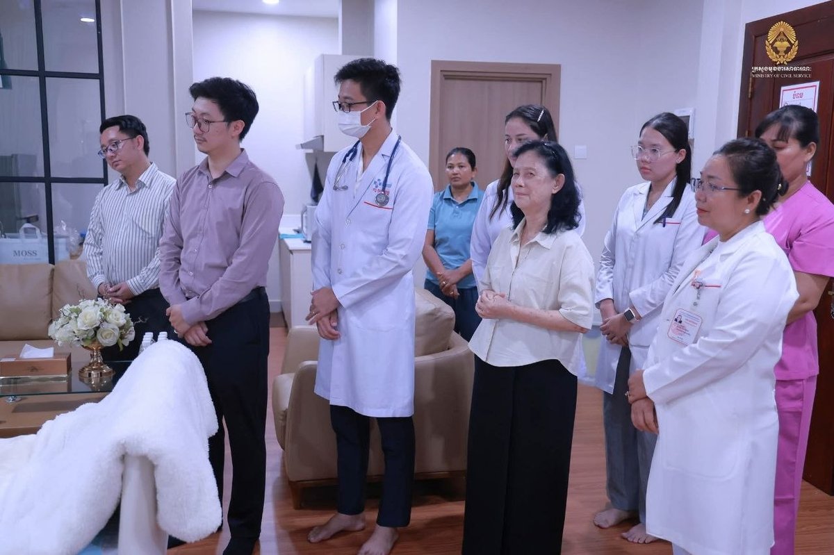 洪玛尼探望患病官员 表达深切慰问与关怀