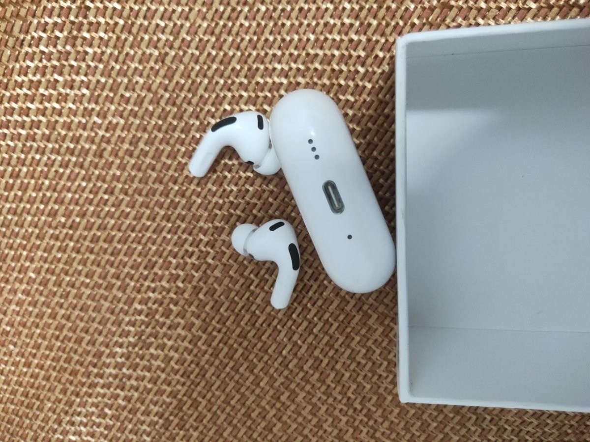 西港转让苹果AirPods Pro及Max耳机 售价$120